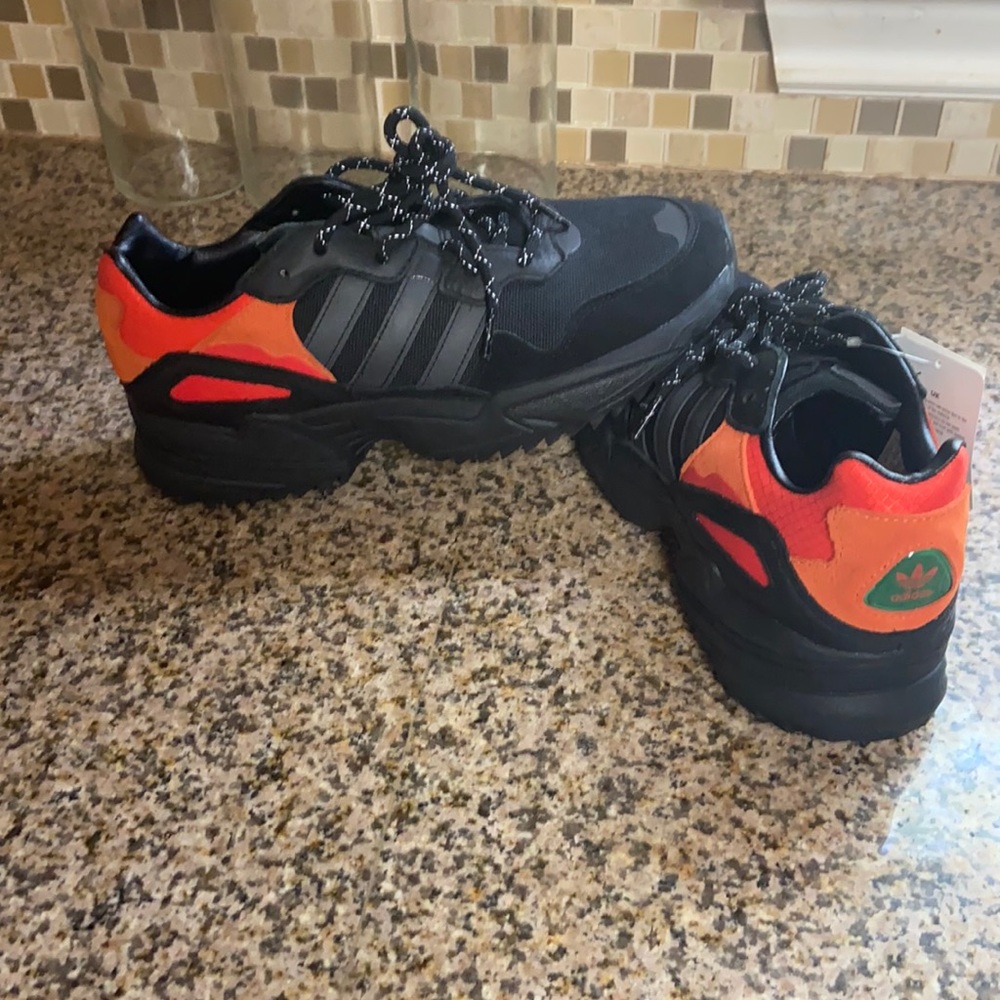 deadstock yung 96 adidas size 7.5